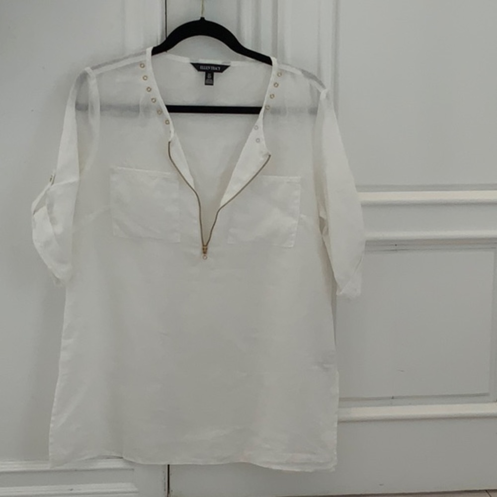 Ellen Tracy. White Linen Blouse.
